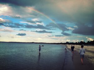 Runterkommen: Strandspaziergang an der Ostsee